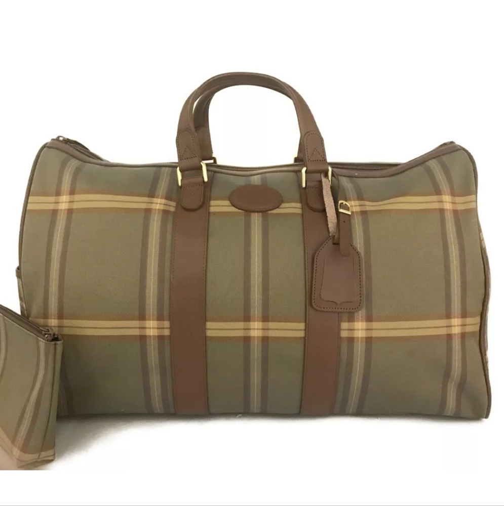 Burberry Travel Bag With An Insert